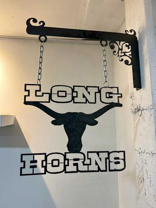 "Long Horns" Letrero